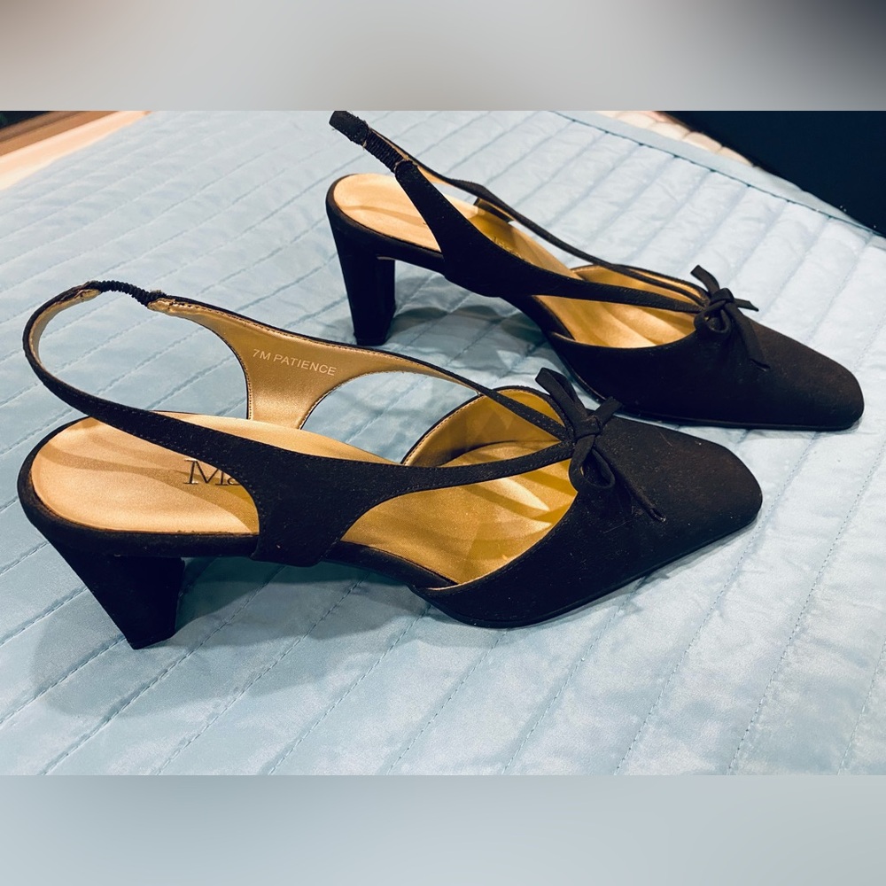 Vintage style Madeline black sling back heels, 90s/Y2K shoes